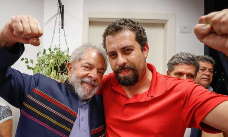 Lula no ‘JN’ deve mostrar o abismo que diferencia o estadista do miliciano, diz Boulos