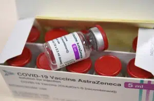 Vacina contra a Covid-19(Alain JOCARD/AFP)