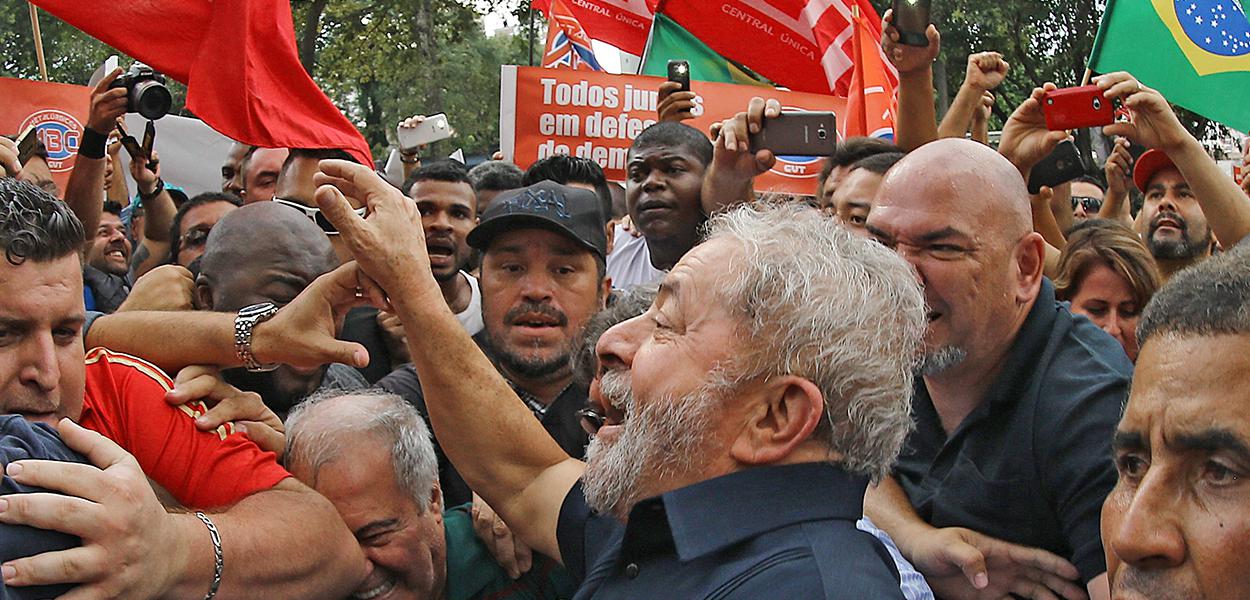 Volta a hora da esquerda com Lula