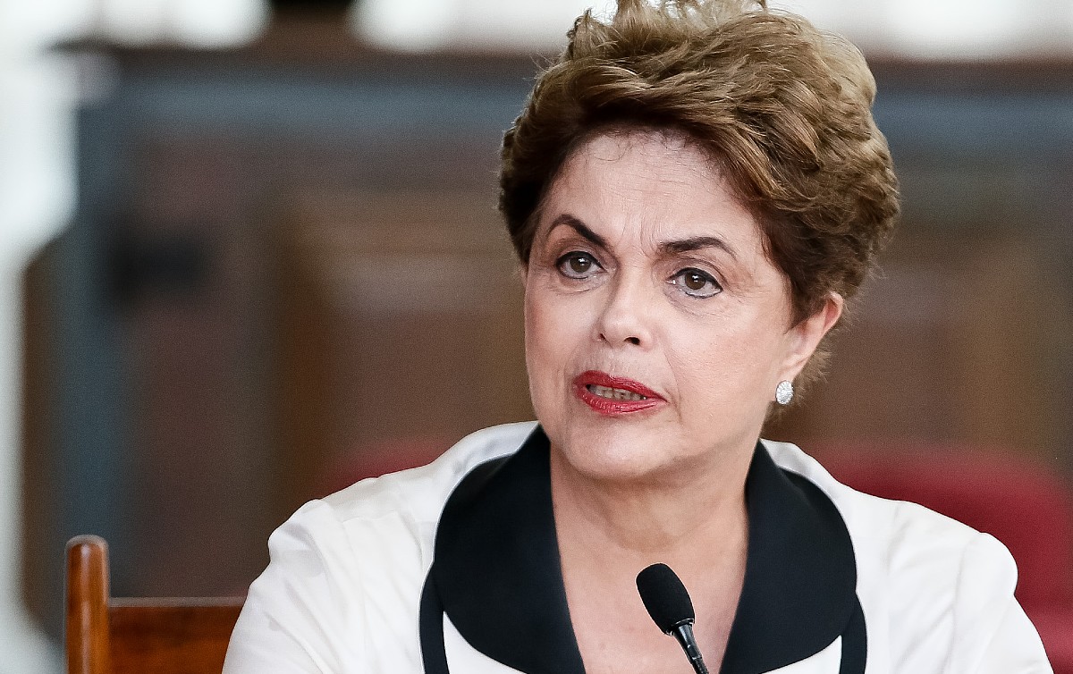 Dilma diz que não se sente isolada pelo PT e que não é candidata nessa eleição