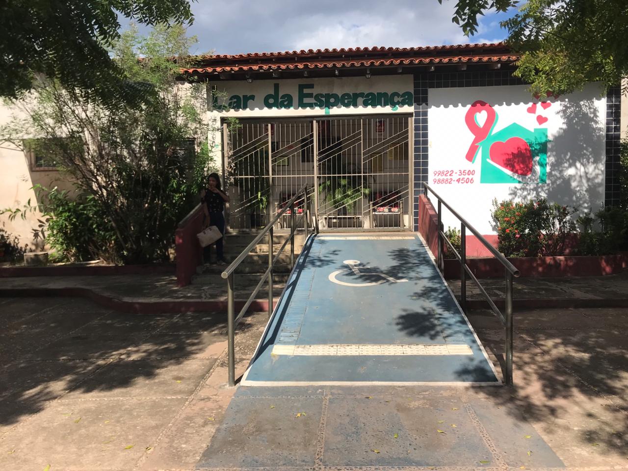 Lar da Esperança tem pouco estoque de comida e pede doações