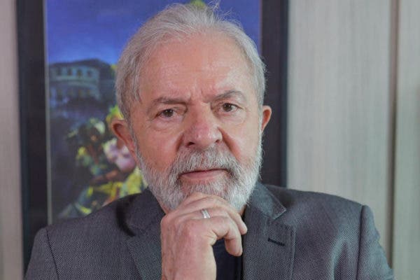 "Brasil tinha o direito de votar em Lula em 2018", diz jurista