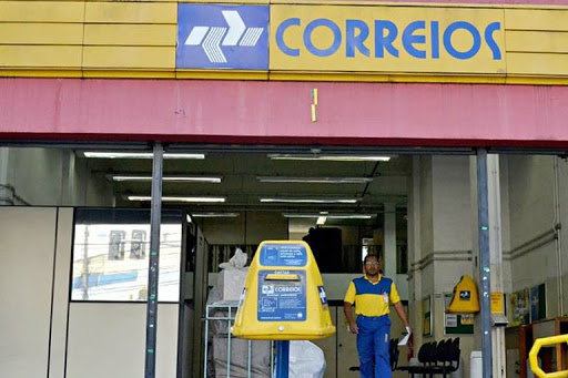 “Não faz nenhum sentido a privatização dos Correios”, diz Roberto Moraes