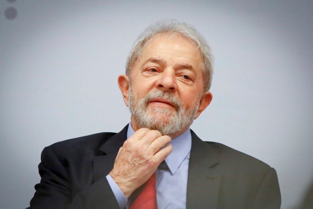 Lula viaja a Brasília para reunião com alta cúpula do MDB