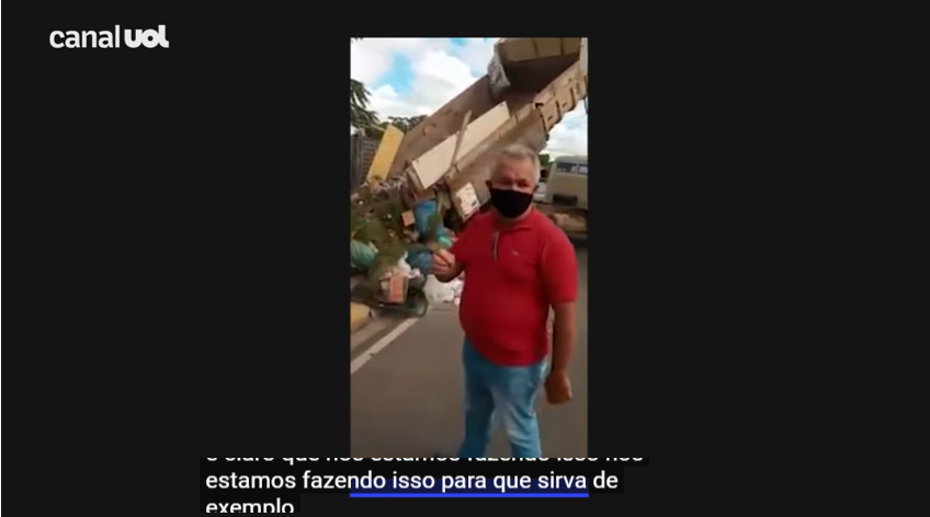 VÍDEO: Prefeito despeja entulho e sujeira na porta de casas para “educar” população