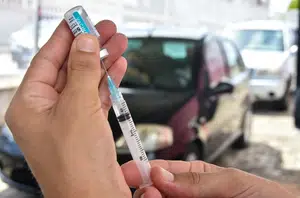Vacina contra a Covid-19 em Teresina(FMS)