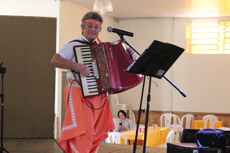 A morte de Barenice Azambuja, cantora de "É Disso Que o Velho Gosta"