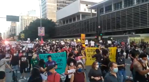 Agora: mobilização “Fora Bolsonaro” na Paulista atrai manifestantes