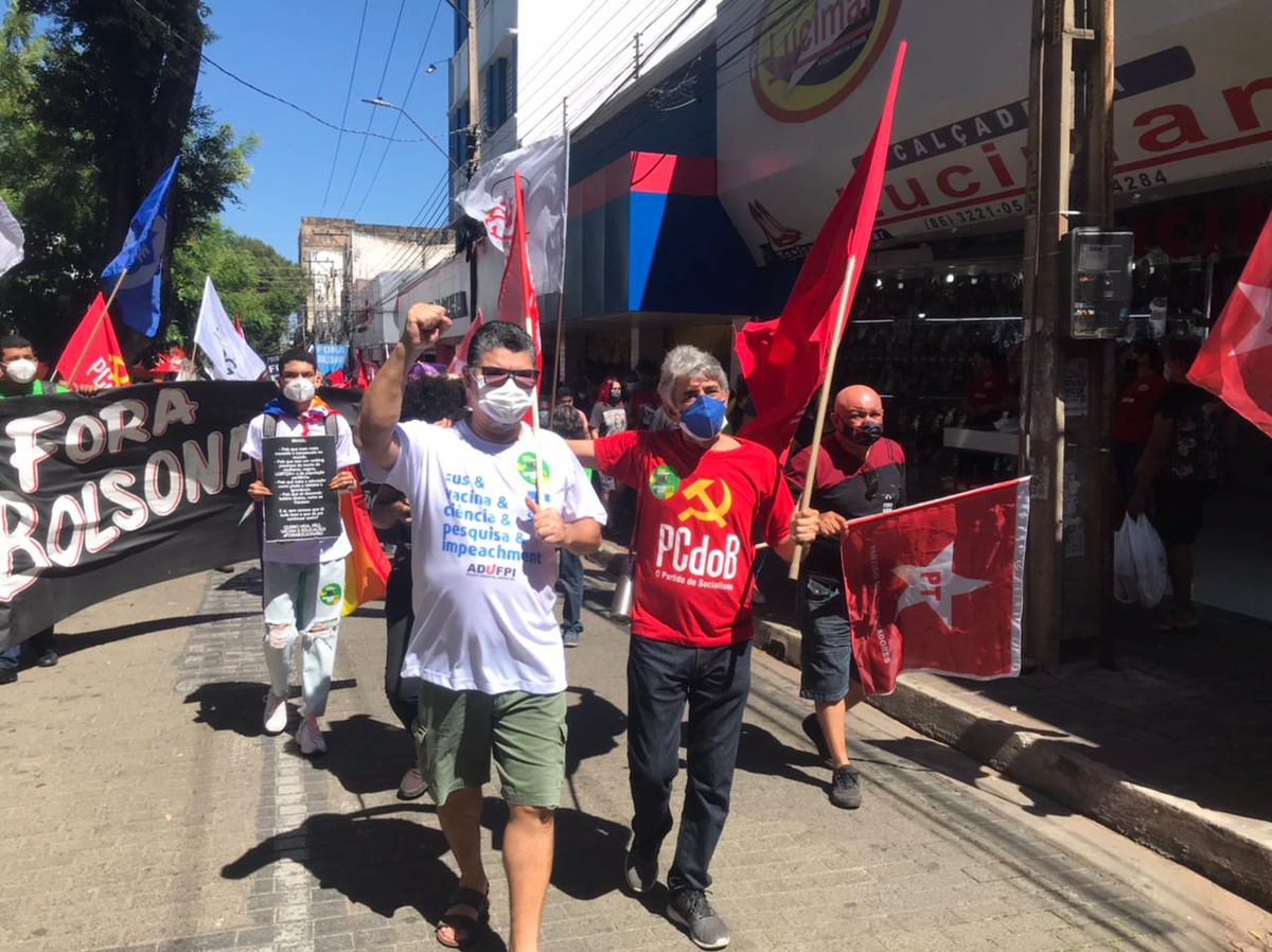 Manifgestação 24J PI