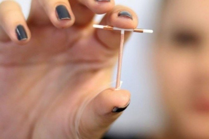 Pedir autorização de marido para DIU é ilegal e põe em risco vida da mulher