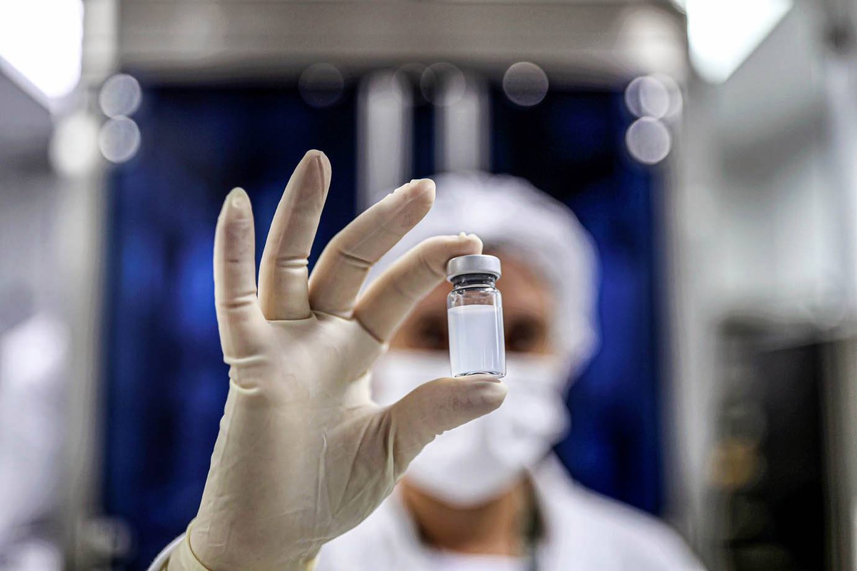 Estudos avaliam a necessidade de uma terceira dose da vacina contra a Covid no Brasil