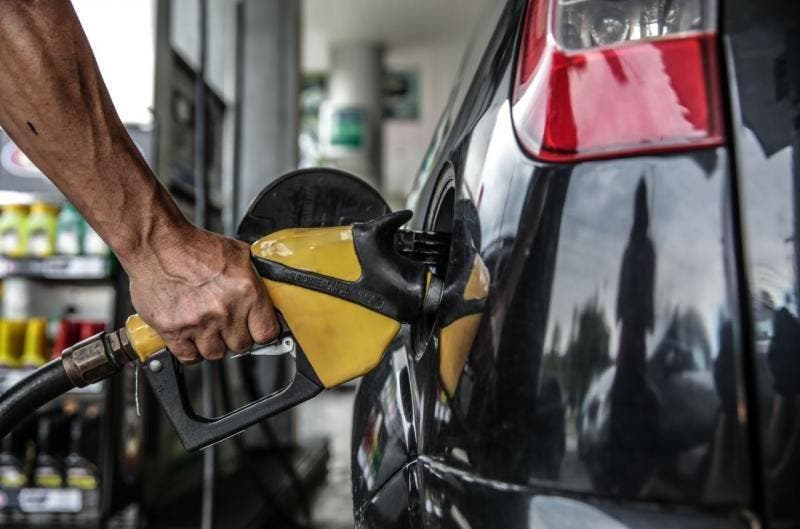 Gasolina fica 2,2% mais barata no Piauí com nova regra do ICMS