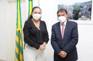 Governador Wellington Dias e a coordenadora de Enfrentamento às Drogas, Cida Santiago(CCOM)
