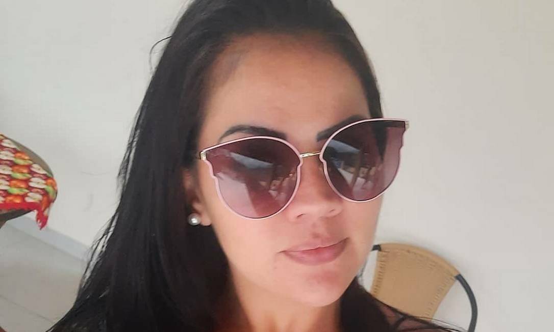 Mulher passa mal e morre na pista de festa: ‘O samba não parava de tocar’