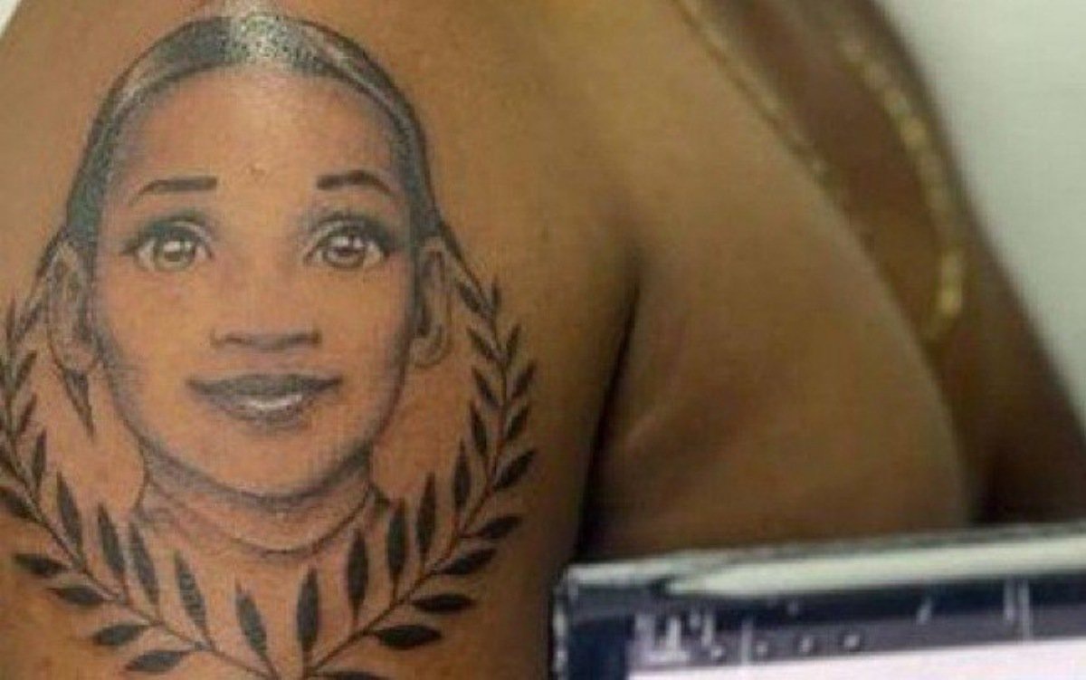 Tatuagem em homenagem a Rebeca Andrade