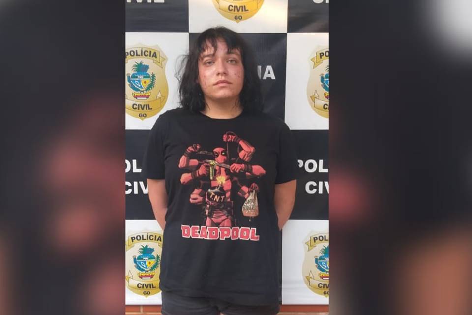 Enzo Jacomini Carneiro Matos, que se apresenta como Freya, e tem 18 anos