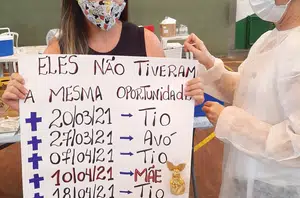 Estudante Bruna Santana Prates Gomes, de 15 anos, homenageou familiares que morreram devido a doença ao se vacinar em Santos(Instagram)