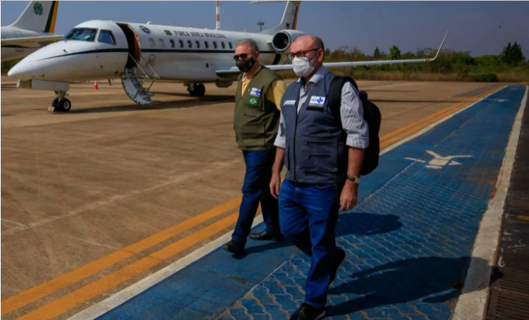 Farra no uso de aviões da FAB: "a mamata acabou" era só brincadeirinha