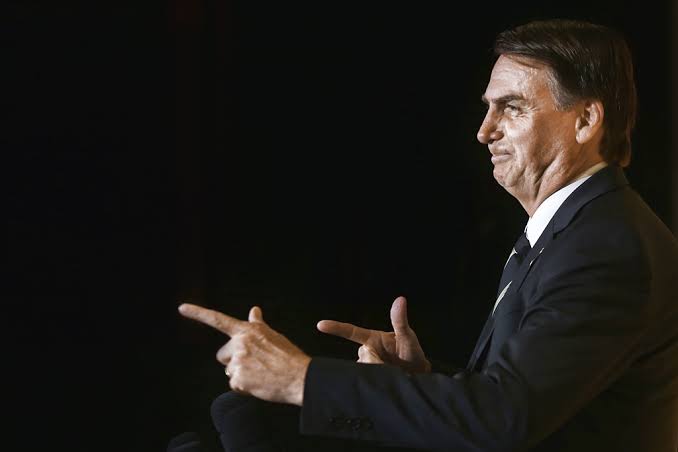 Ataques a ministros do STF antecipam tom de campanha de Bolsonaro