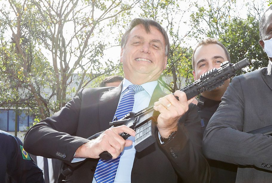 Traficantes preferem Bolsonaro por facilitar acesso às armas