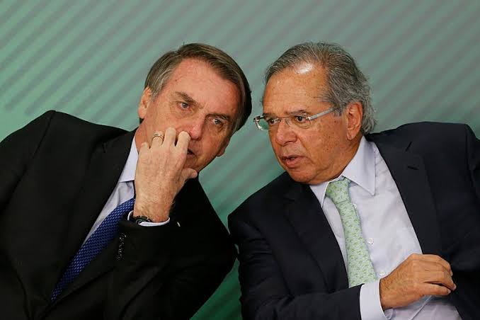 Com agenda econômica ultraliberal e amarrada pelo Teto dos Gastos, Bolsonaro e Guedes tentam fragilizar ainda mais direitos trabalhistas