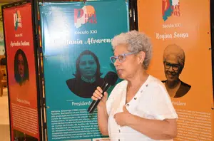 Governadora Regina Sousa na exposição “Pioneiras”(Reprodução/governo do Piauí)