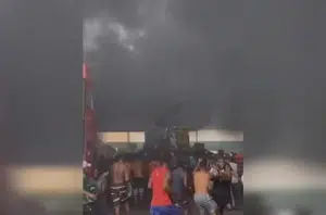Incêndio atinge a Ceasa e lojas são saqueadas(Reprodução)