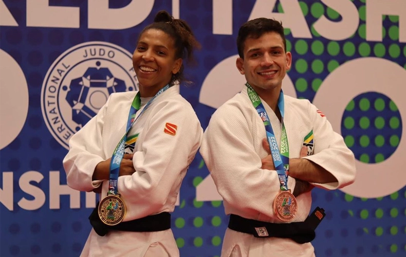 Rafaela Silva é bicampeã mundial e Daniel Cargnin é bronze