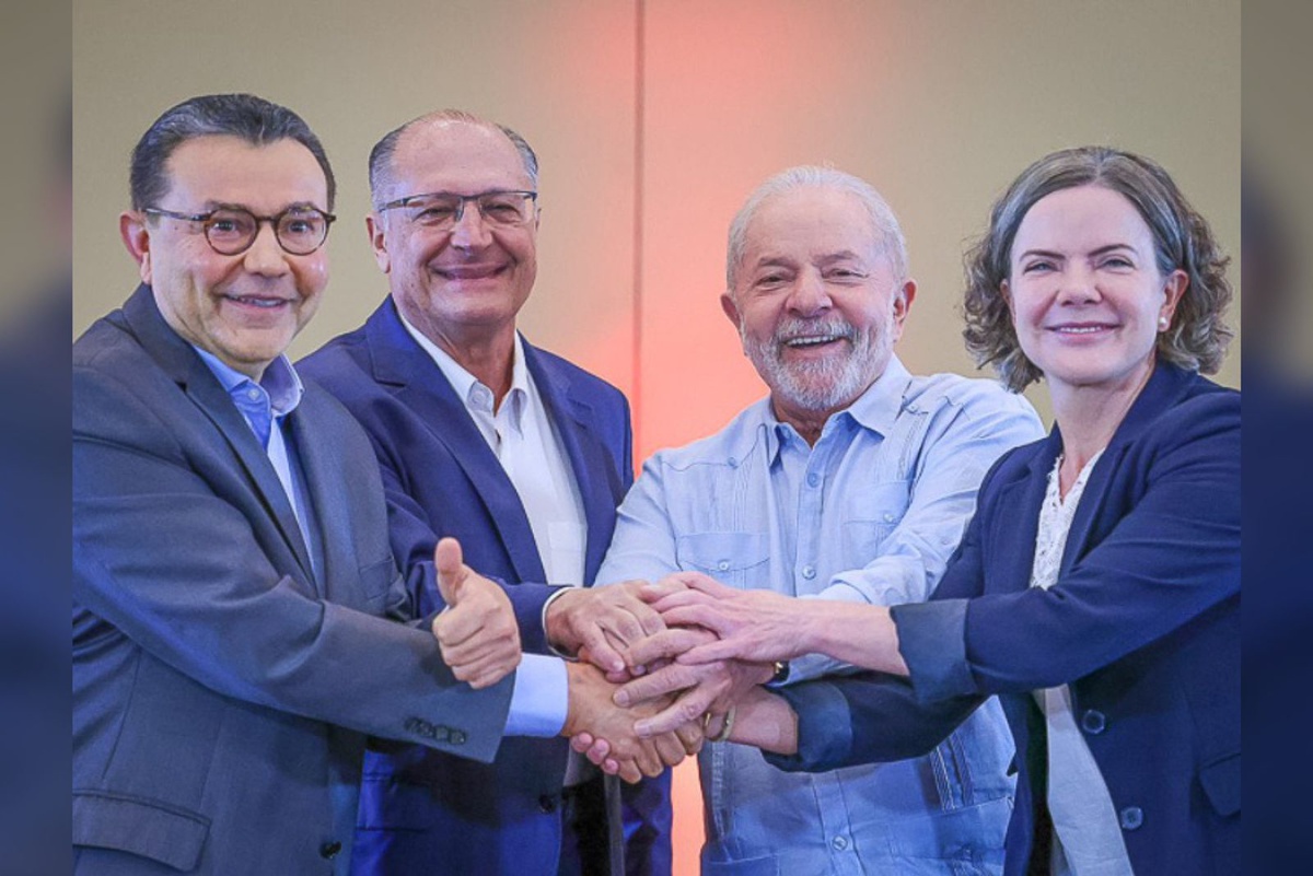 Carlos Siqueira (PSB), Geraldo Alckmin (PSB), Lula (PT) e Gleisi Hoffmann (PT)