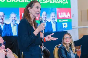 Isabel Salgado em reunião com Lula e representa do esporte(Reprodução/247)