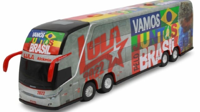 Lula começa o “governo ônibus”