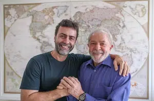 Marcelo Freixo (PSB) e o presidente eleito Lula (PT)(Reprodução/Ricardo Stuckert/Instituto Lula)