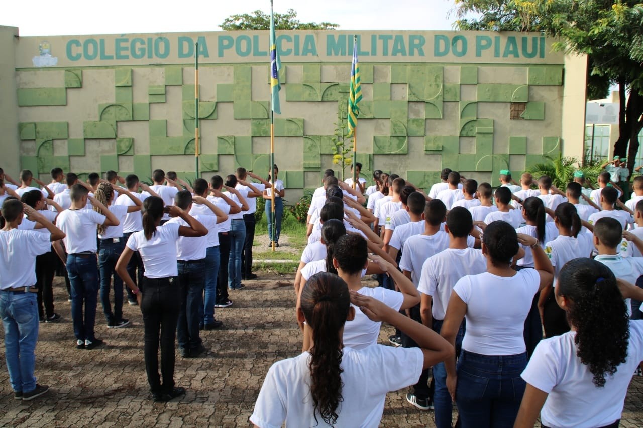 Escola militares, escolas do fascismo