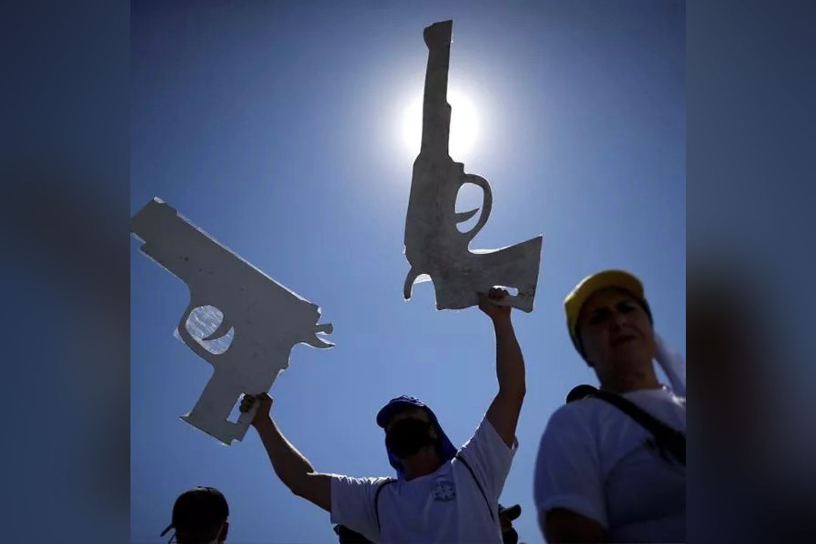 Registro de armas para CACs sobe a 2 mil por dia no fim da gestão Bolsonaro