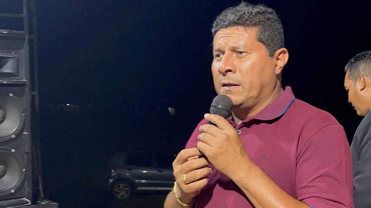 Pastor pediu 1 kg de ouro para liberar dinheiro no MEC, diz prefeito em áudio