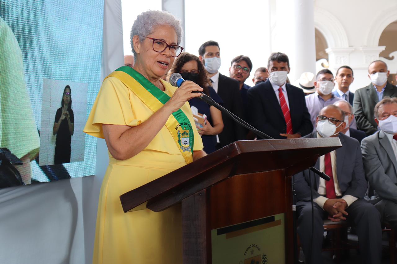 Governadora Regina Sousa fala sobre suas propostas de governo