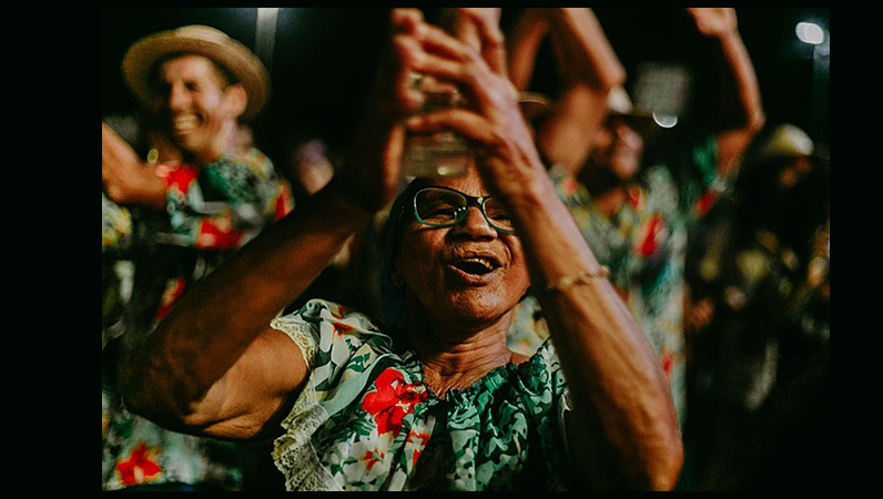 O Samba de Véio é uma manifestação cultural encontrada apenas nas ilhas do Vale do São Francisco