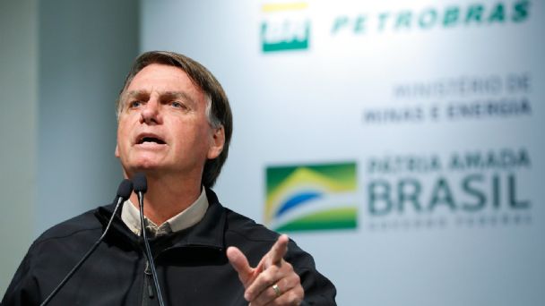 Desesperado com as pesquisas, Bolsonaro diz "iremos à guerra" a seus apoiadores