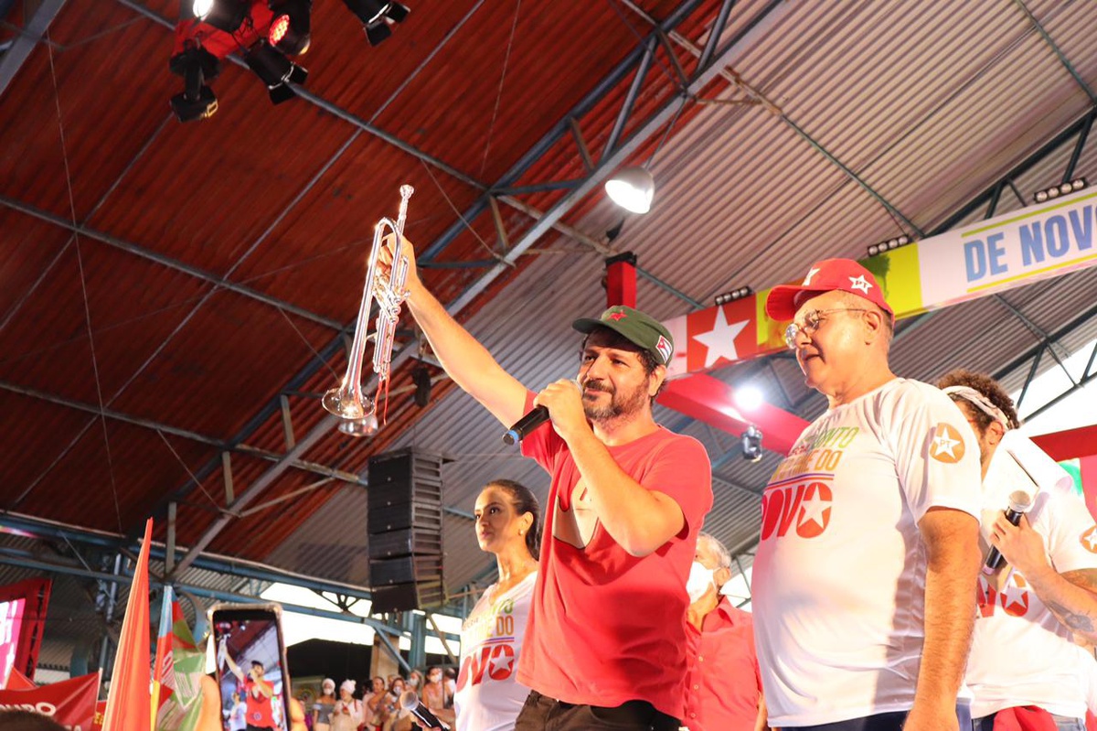 Fabiano Leitão e seu trompete