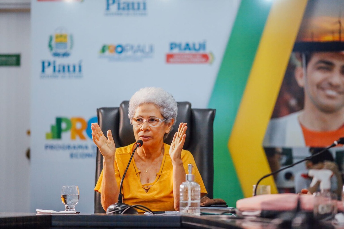Governadora Regina Sousa