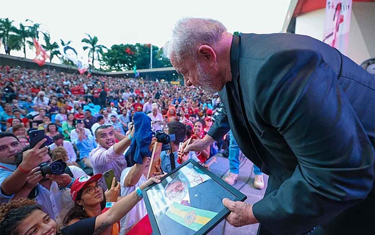 Lula durante evento realizado na Universidade Estadual do Rio de Janeiro (Uerj)