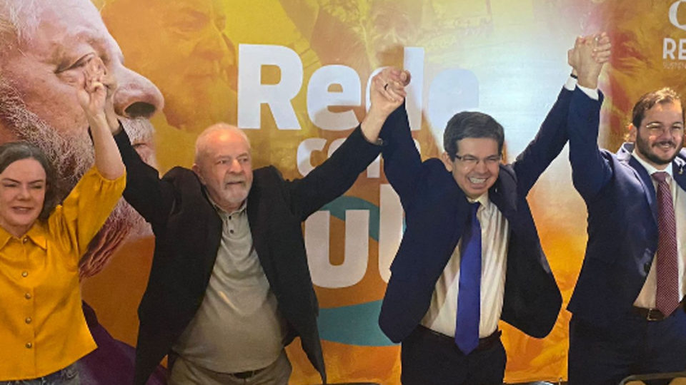 "Em tempos de humanidade desumanizada", Rede declara apoio incondicional a Lula