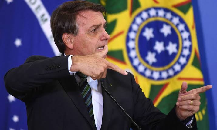 Bolsonaro comemora chacina que deixou 22 mortos em comunidade do Rio: "guerreiros do BOPE"