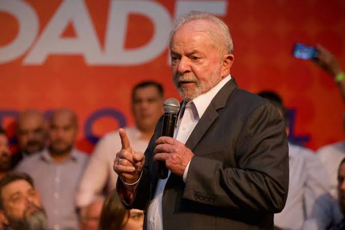 Lula reforça que seu ministro da Economia terá perfil político