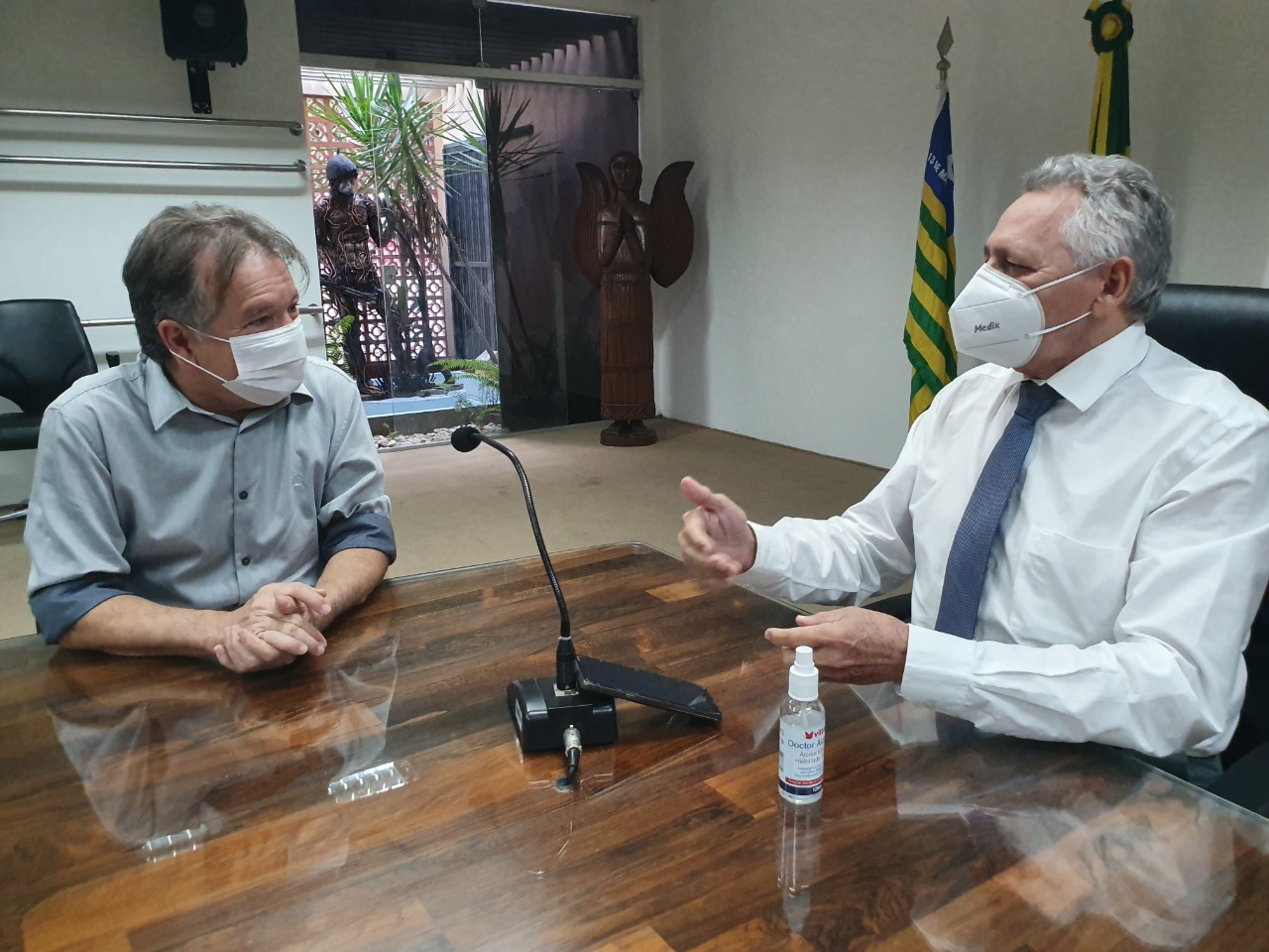 Merlong visita instituições de ensino superior e discute impacto dos cortes no orçamento do MEC