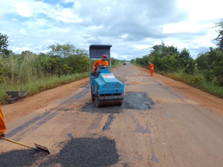 Governo executa tapa-buraco em rodovias que cruzam cinco municípios do Meio-Norte