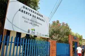 Polo da UAB em Barras(Reprodução/Visão Piauí)