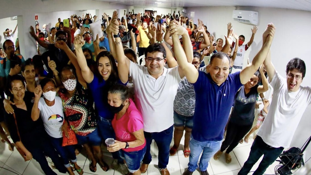 Rafael Fonteles e apoiadores