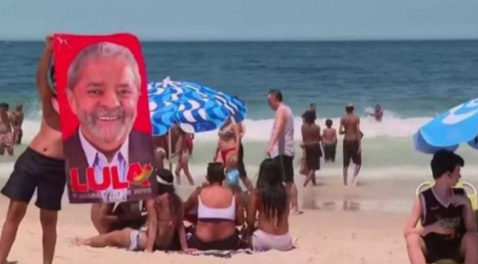 Toalha de Lula na TV