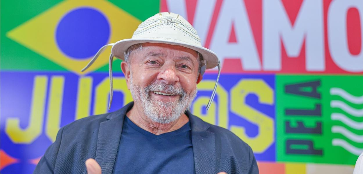 Pesquisa confirma vitória de Lula contra Bolsonaro no segundo turno por 52% a 37%